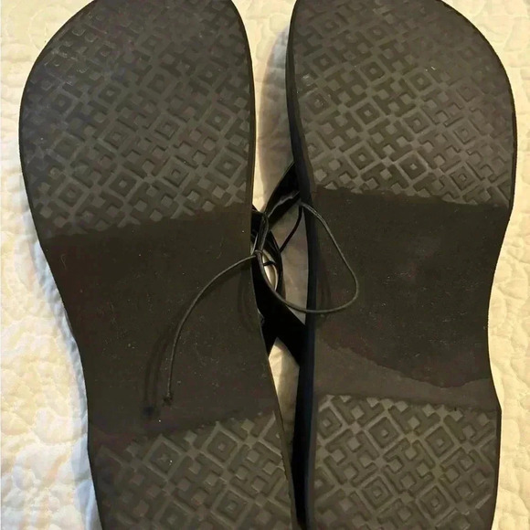 Tory Burch sandals size 8-9 in good condition - Picture 3 of 4